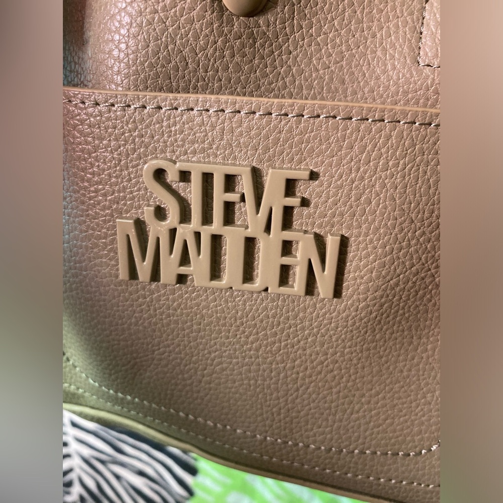 Cute purse new!